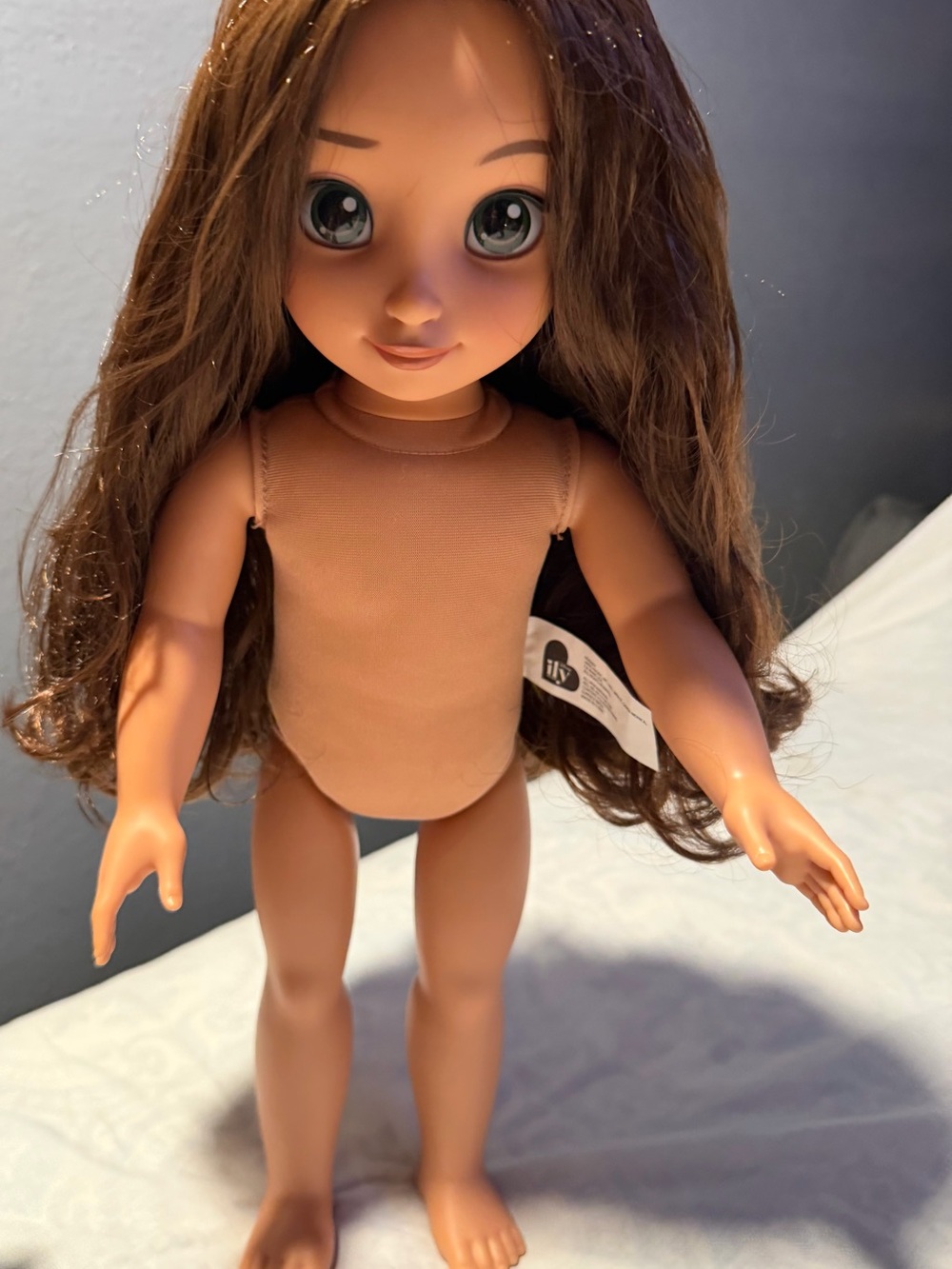 Disney ily 4ever Brown-Hair green ayes size 18’’